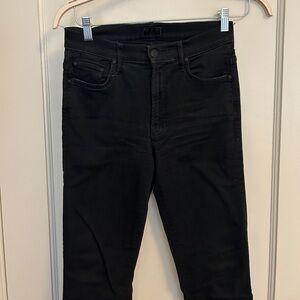 MOTHER The Insider Crop Two Step Fray Jeans in "Not Guilty" black wash (size 28)